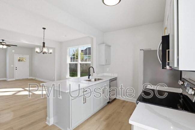 Building Photo - 107 Virginia Ave