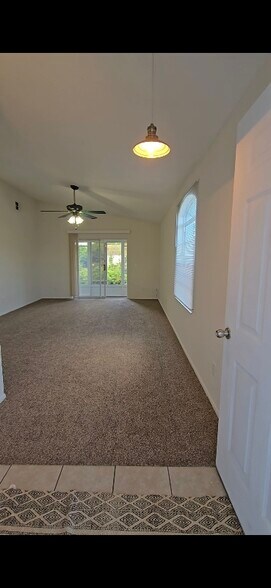 Building Photo - 4225 San Rafael Ave