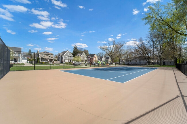 Building Photo - 1007 Mohawk Ave