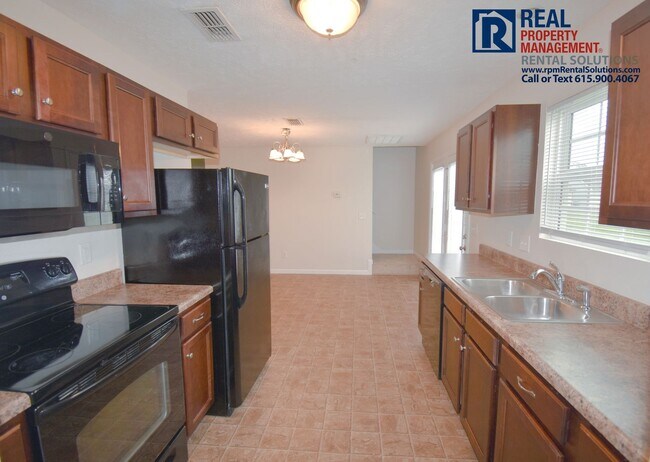 Building Photo - 1561 Passage Dr