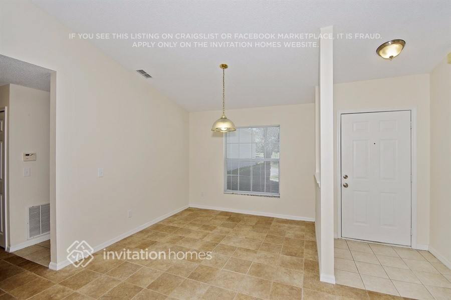 Building Photo - 10814 Crescendo Loop