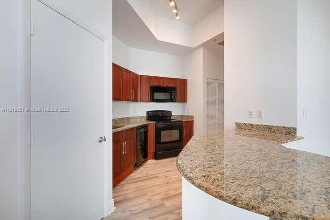 Building Photo - 7280 SW 90th St