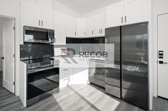 Building Photo - 4685 49th St