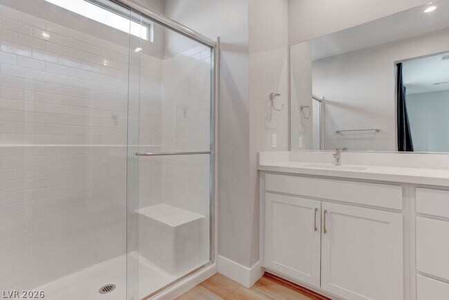 Building Photo - 646 Infinity Rdg St