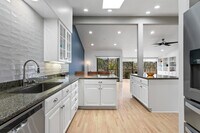 Building Photo - 579 S Sierra Ave