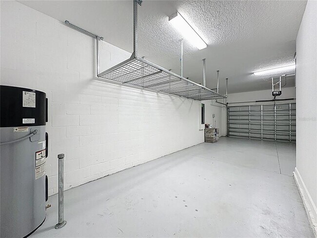 Building Photo - 521 Brunswick Dr