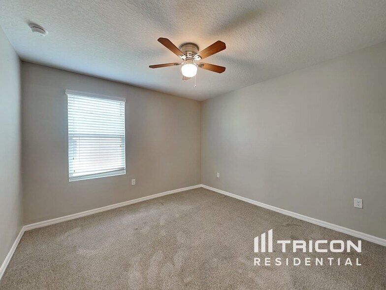 Building Photo - 10305 Geese Trail Cir