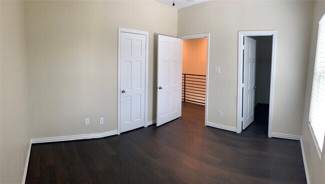 Building Photo - 4622 Haywood St