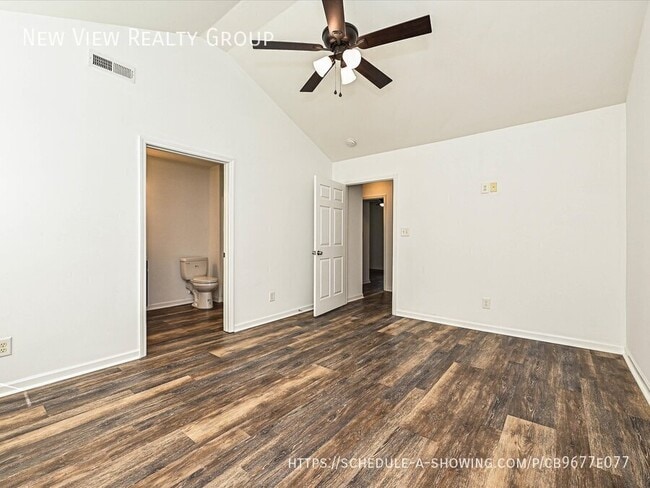 Building Photo - 1115 Crawford Rd