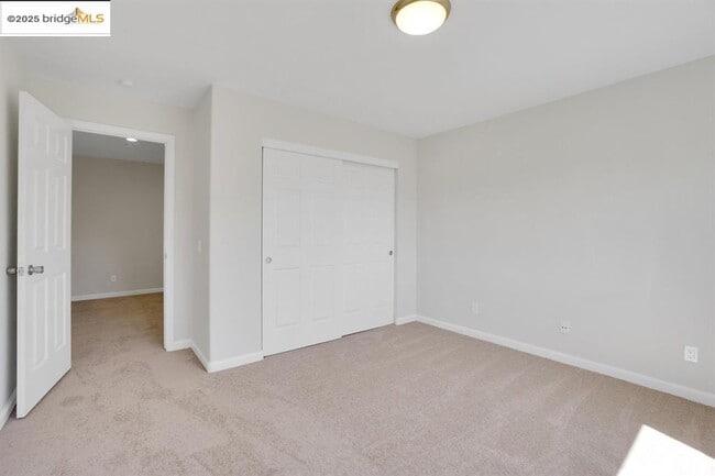 Building Photo - 2490 Ponte Mira Way