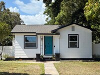 Building Photo - 2743 34th Ave N