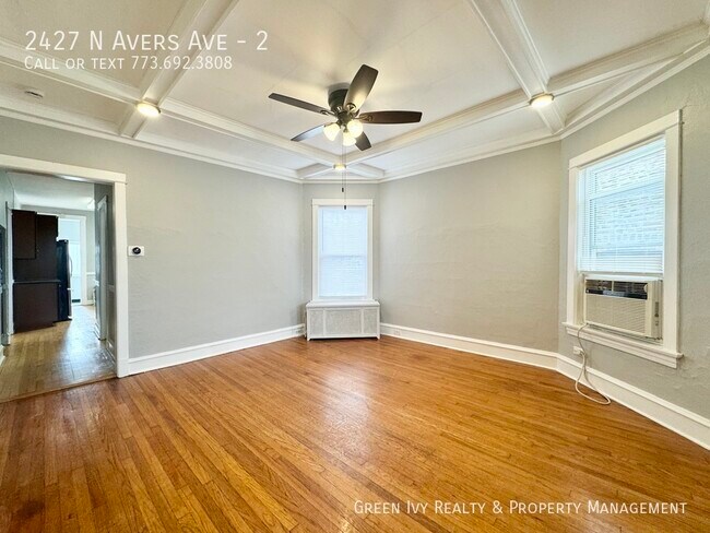 Building Photo - 2427 N Avers Ave