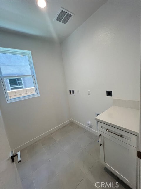 Building Photo - 36318 Warren Dr