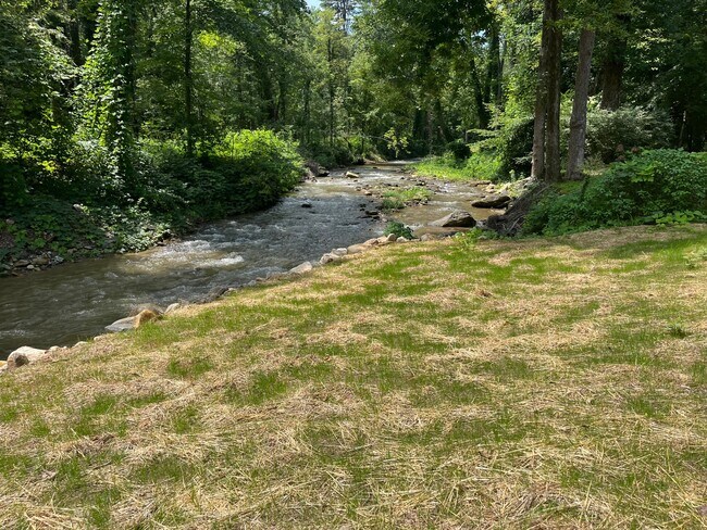 Building Photo - 3269 US-176