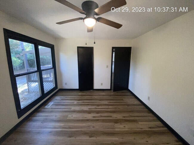 Building Photo - 5646 Blythewood Ln