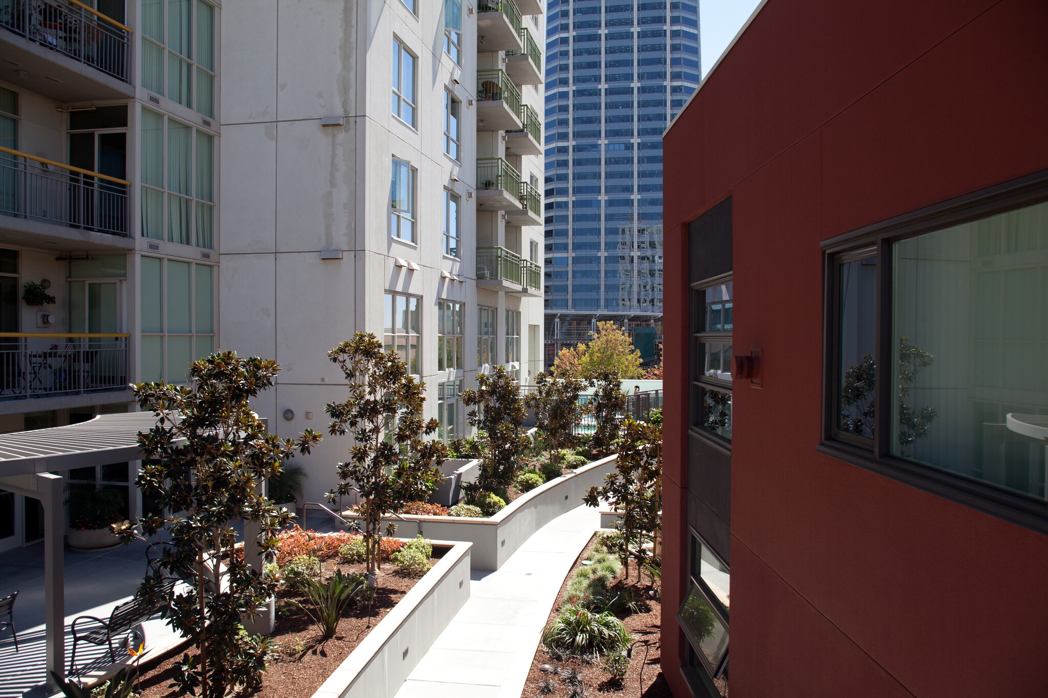 Building Photo - 1240 India St