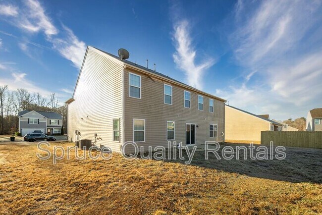 Building Photo - 164 Solstice Dr