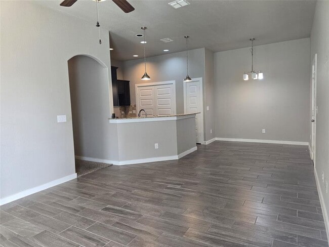 Building Photo - 239 Hidden Springs Dr