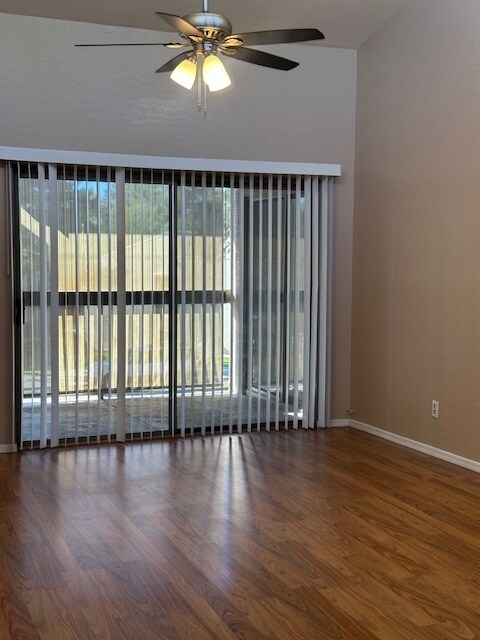 Building Photo - 205 N 74th St