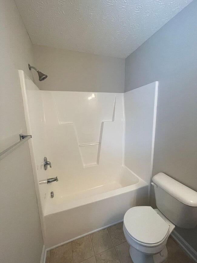 Building Photo - 2 Bedroom Townhome in Havelock