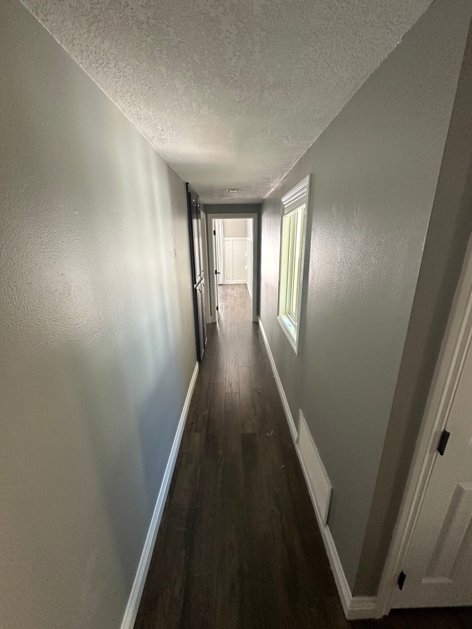 Building Photo - 4176 Minnecota Dr