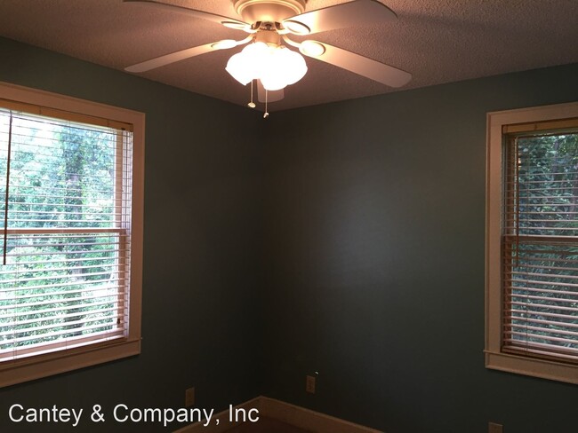 Building Photo - 2 br, 1 bath House - 2326 Byrnes Drive