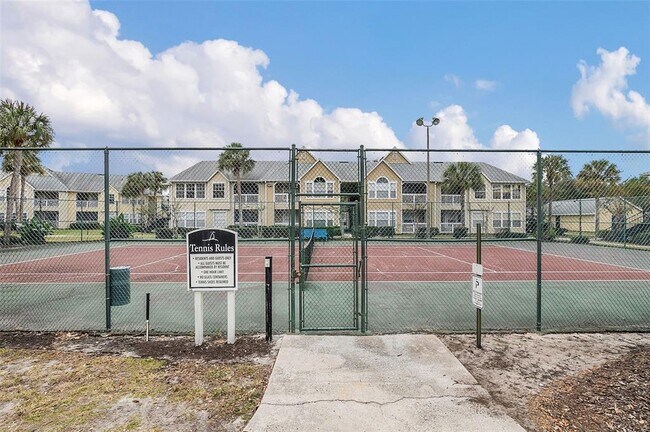 Building Photo - 1039 S Hiawassee Rd