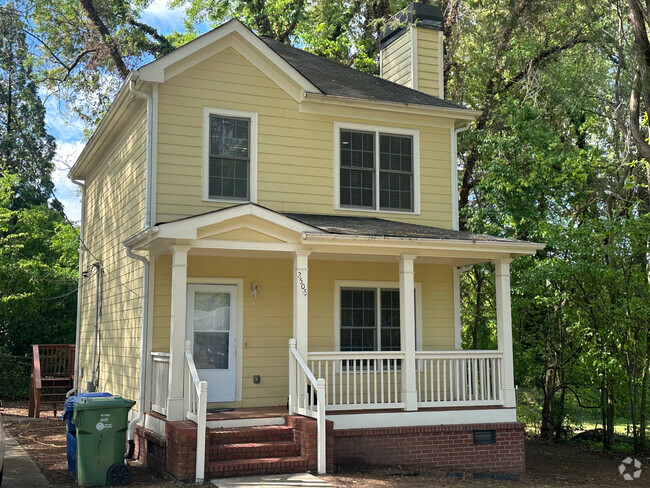 Building Photo - 2506 Godfrey Dr NW