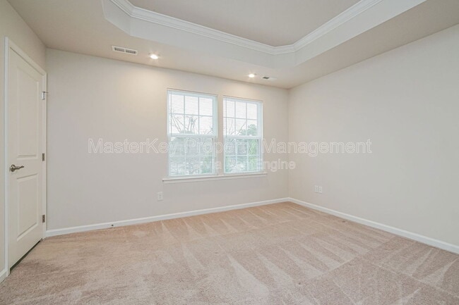 Building Photo - 945 Arnold Place Dr