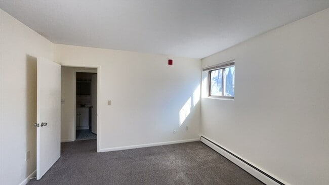 Building Photo - 41 Revere St