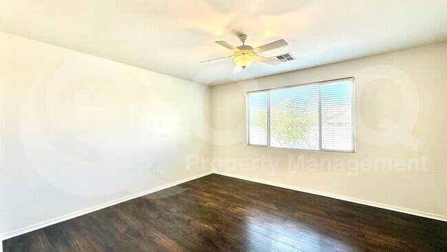 Building Photo - 1124 W Fir Tree Rd