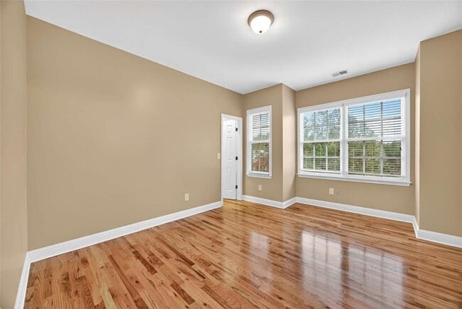 Building Photo - 1222 Creekside Pl SE