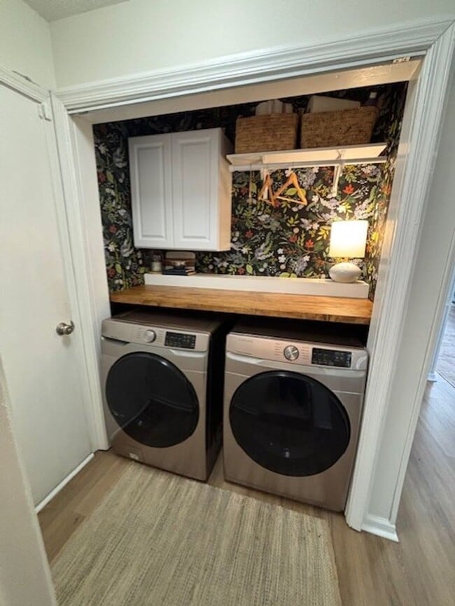 Building Photo - Glenwood