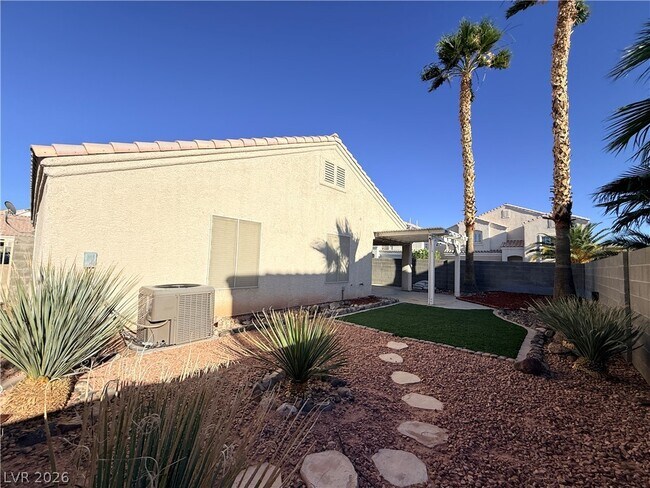 Building Photo - 3109 Morning Whisper Dr