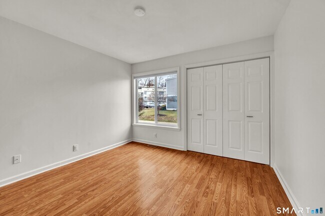 Building Photo - 57 Lawson Ln