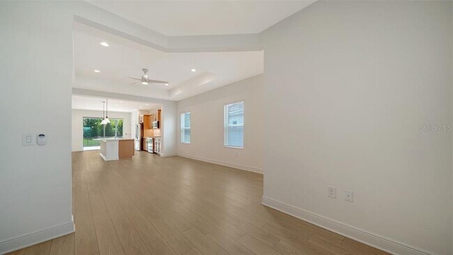 Building Photo - 10105 Canaveral Cir