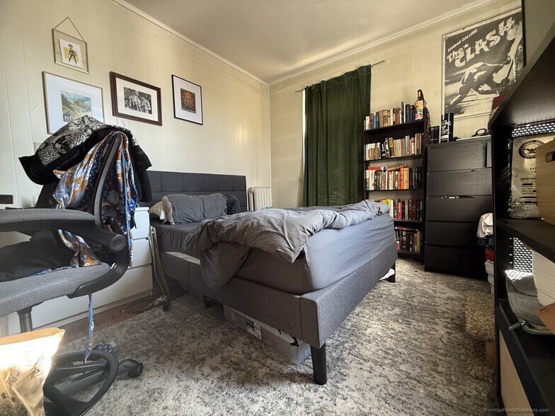 Building Photo - 14 S Huntington Ave