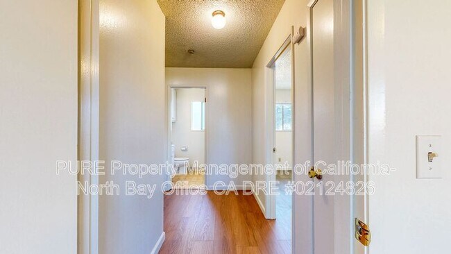 Building Photo - 1325 Edwards Ave
