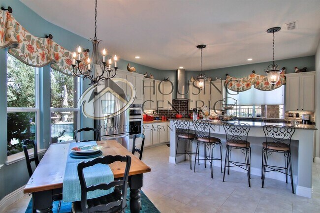 Building Photo - Serrano Executive 4bd/4.5ba Executive Home with Pool, Spa & 4-Car Garage!