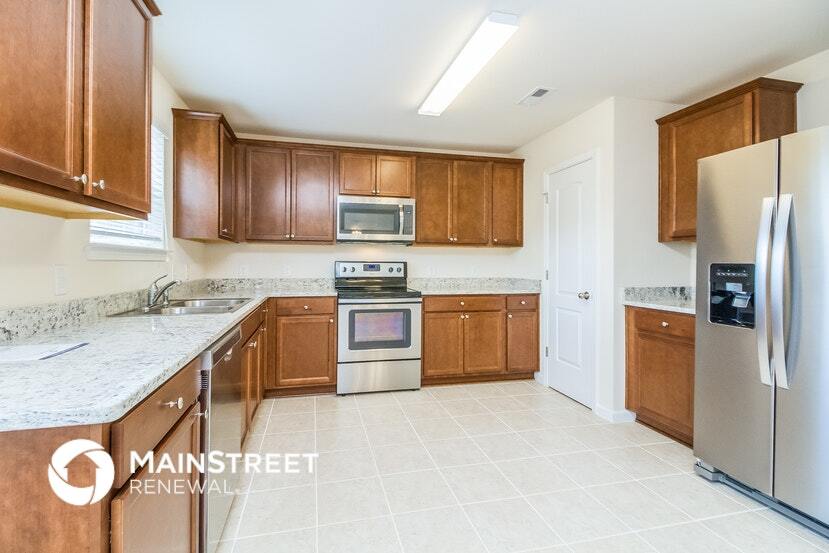 Building Photo - 3321 Marichal Dr