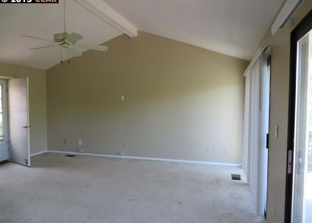 Building Photo - 1446 Quail View Cir