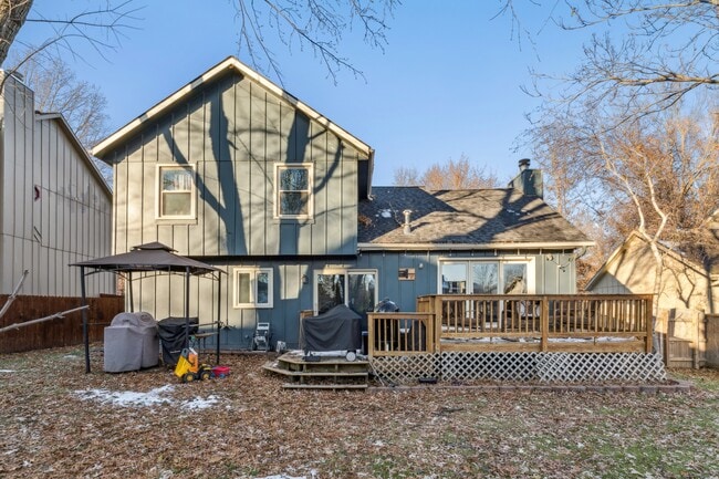 Building Photo - 15523 W 83rd Terrace