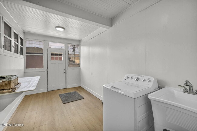 Building Photo - 35 W 8th St