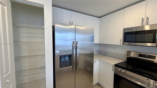 Building Photo - 15601 SW 280th St