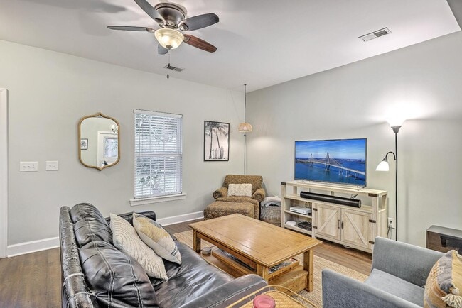 Building Photo - 1757 Sailfish Dr