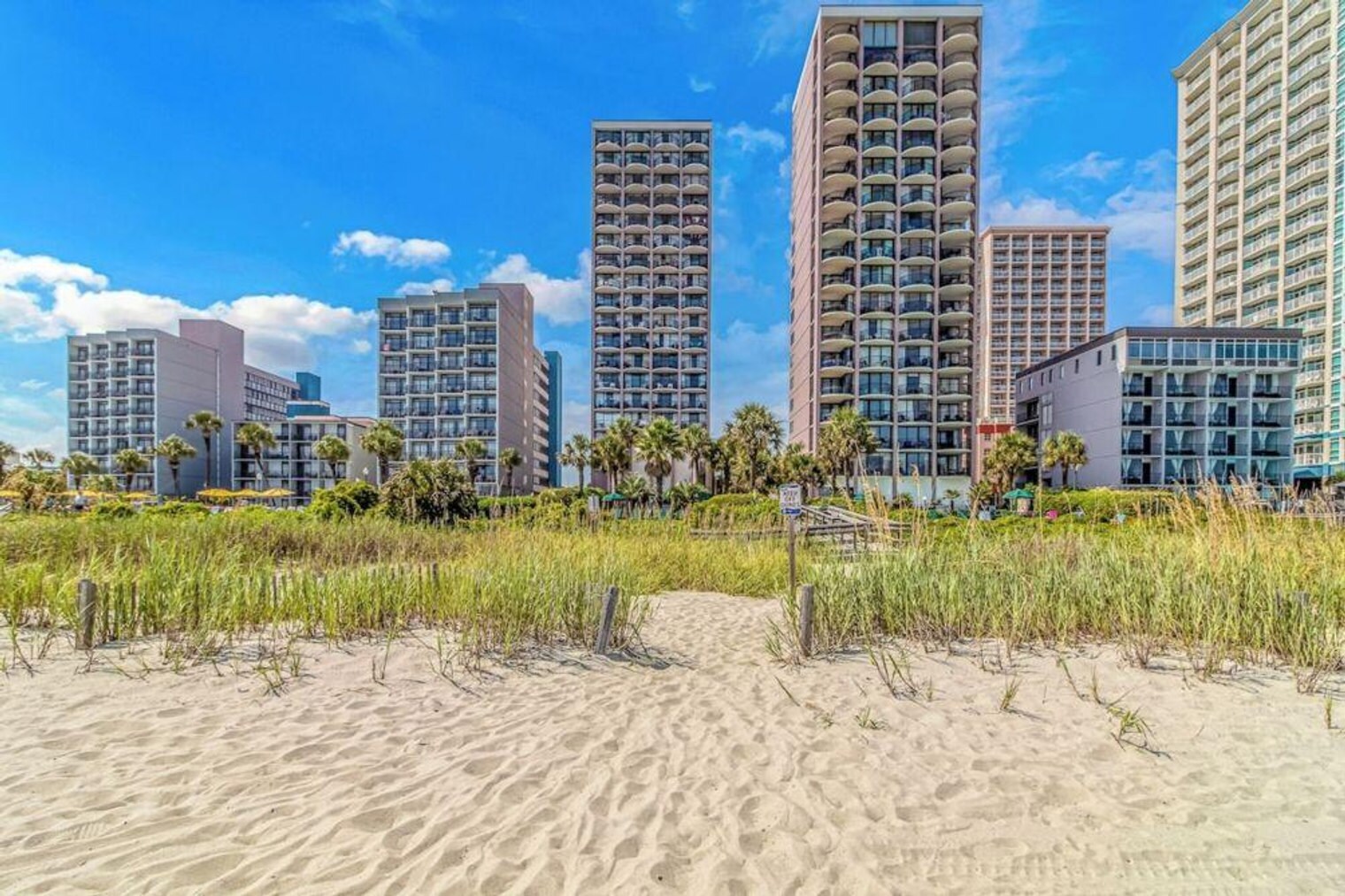 Building Photo - 2500 N Ocean Blvd