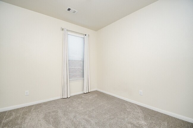 Building Photo - 5715 Water Violet Ln