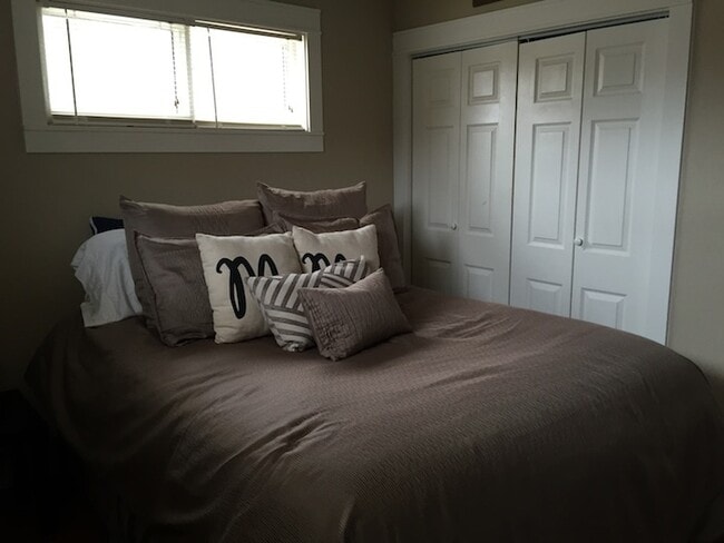 Building Photo - Adorable 1 bedroom house