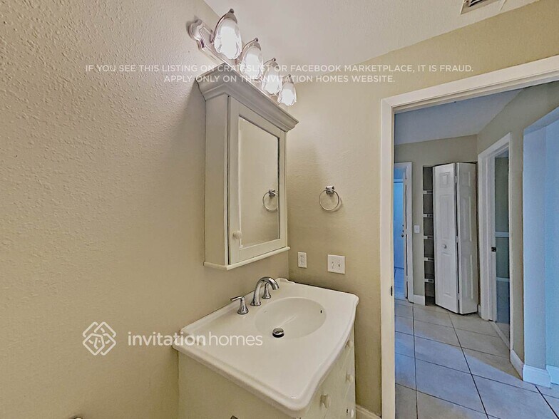 Building Photo - 10309 Allegro Dr