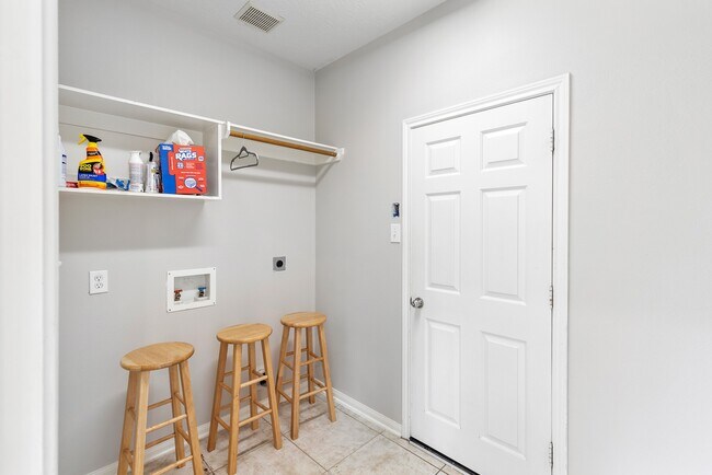Building Photo - 22012 Royal Timbers Dr
